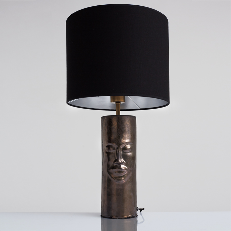 la-cara-table-lamp-bronze