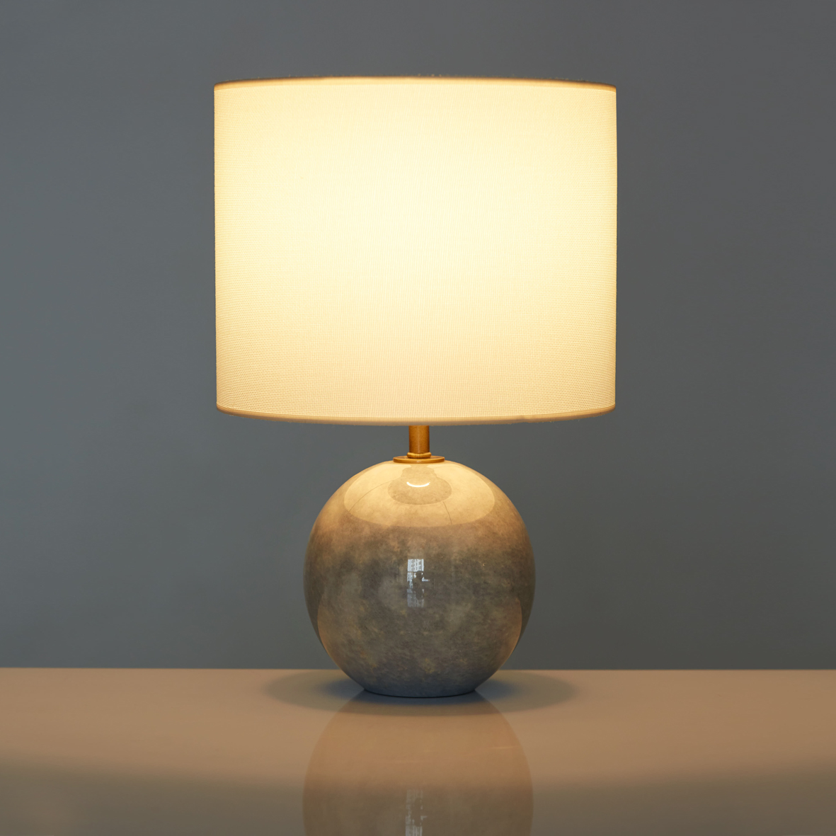 Picture of Round Grey Table Lamp (New)