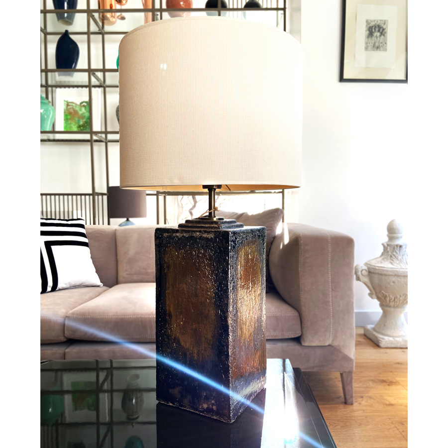 Picture of Big Square Lamp (Gold/Brown)